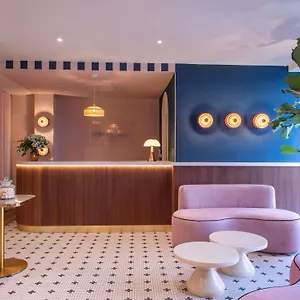 4* Hotel Mercure Pigalle Sacre Coeur